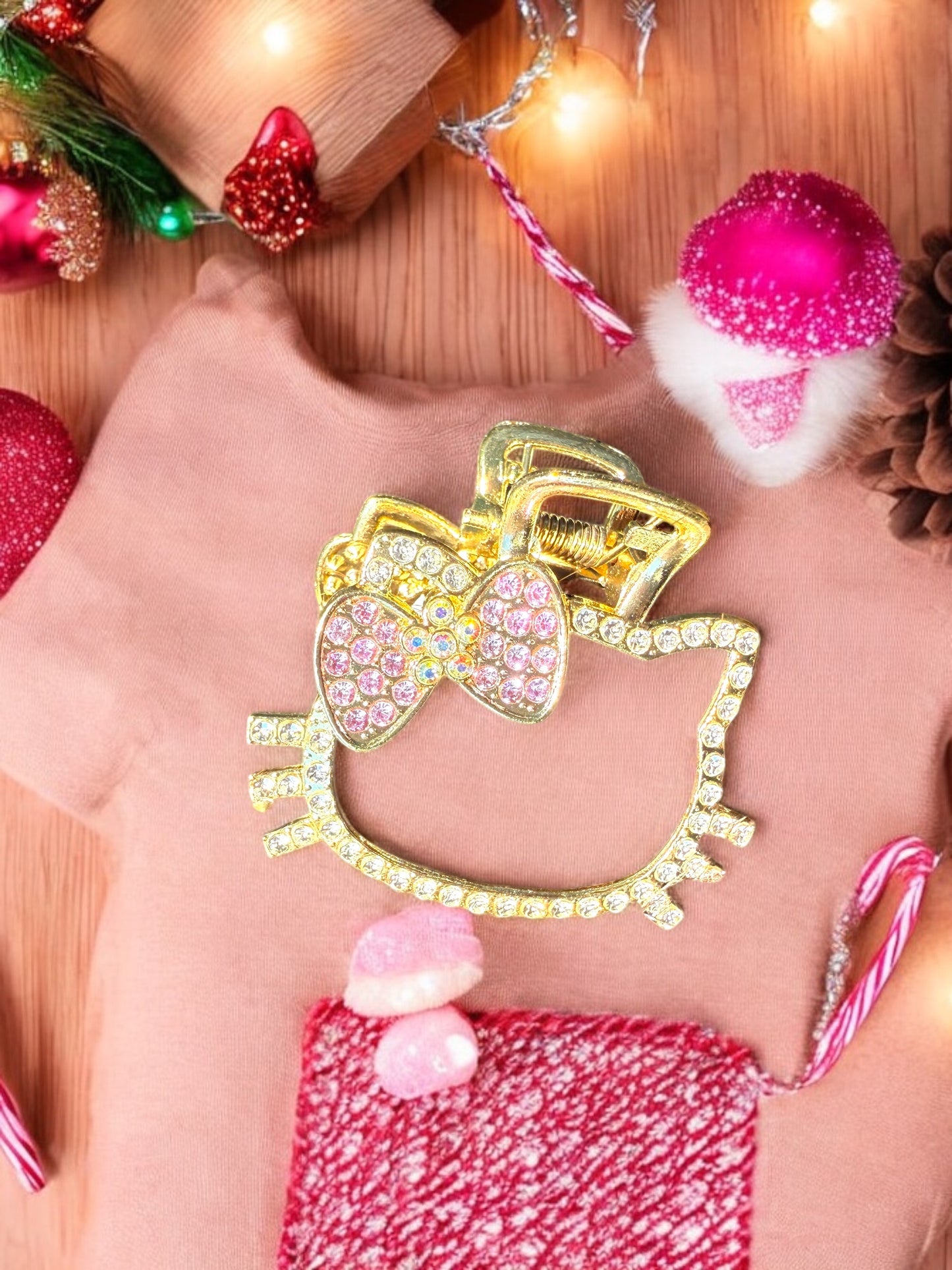 Kawaii Rhinestone Hair Claw